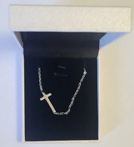 Bling Fox Silver Cross Necklace - Picture 1 of 8