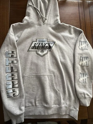 Mens Los Angeles Kings x Undefeated Hoodie Sweatshirt NHL Hockey Extra Large - Image 1 of 2