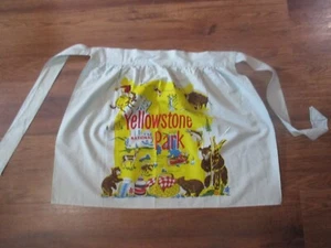 NWOT PRINTED Vintage YELLOWSTONE NATIONAL PARK Light Blue APRON - 1960's - Bild 1 von 4