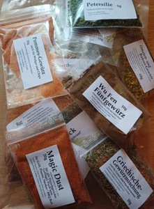 30 x Gewürze Gewürzmischungen Starter Set 15 Geschenk 333g kg € 40,54 - Bild 1 von 2