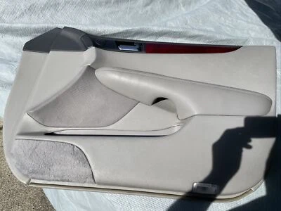 Lexus Es300 2003 montaje del panel de la puerta delantera del lado del pasajero  Foto 1 de 4