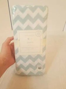 New Pottery Barn Kids Baby Harper Chevron Crib Skirt Cotton Aqua White - Picture 1 of 6