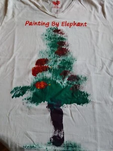 Asian Elephant Art, Painting Done By An Elephant, Nongnooch Pattaya, Thailand - Picture 1 of 4