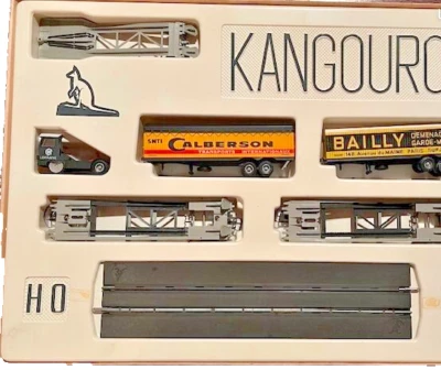 Jouef M664 Set Kangourou Loading/Unloading Semi-Trailers SNCF - Image 1 of 3