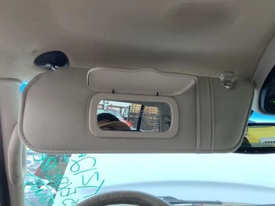 Driver Sun Visor 4 Door Sport Trac OEM 01-05 EXPLORER 1317895 - Image 1 of 4