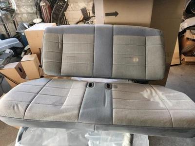 Fundas de asiento trasero Ford Mustang LX 1987-1993 OEM gris 1993 muesca SSP Foto 1 de 4