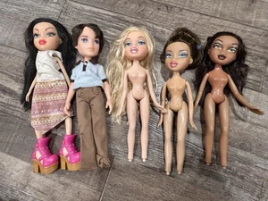 Bratz Puppen Konvolut Gruppe 5 Stück - Bild 1 von 2