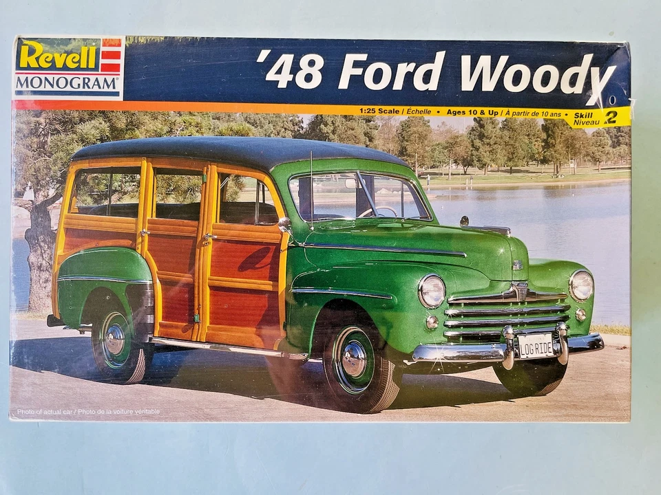 REVELL MONOGRAM 1948 FORD WOODY MODEL 85-2540