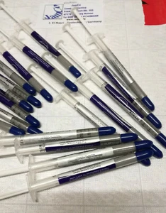 10x 1g Wärmeleitpaste Spritze / Tube für CPU Grafik Chipsatz 1,93W/m-k #03 - Afbeelding 1 van 3