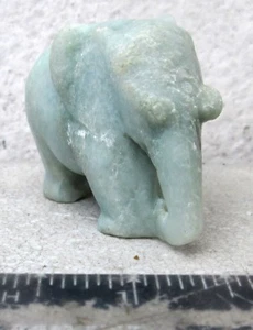 Karen Hill Tribe white Jade Elephant Miniature Figurine Hand Carved - Picture 1 of 9