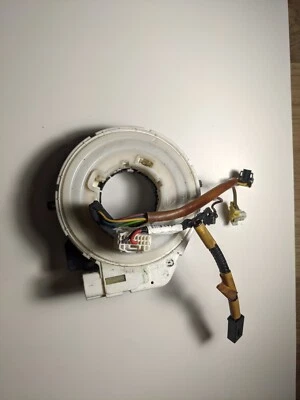 Ford Fiesta 2011-2013 volante reloj resorte OEM Foto 1 de 4