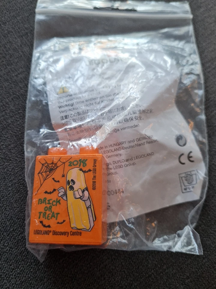 LEGO LEGOLAND Sammelstein BRICK OR TREAT Discovery Centre Halloween 2018 New  - Image 1 of 1