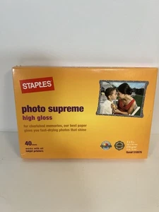 Staples Photo Supreme High Gloss Photo Paper 4x6 40 Sheets - Picture 1 of 2