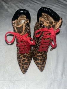 Größe 7,5 Shoedazzle Leopardenmuster rot Schnürstiefel modisch - Bild 1 von 5