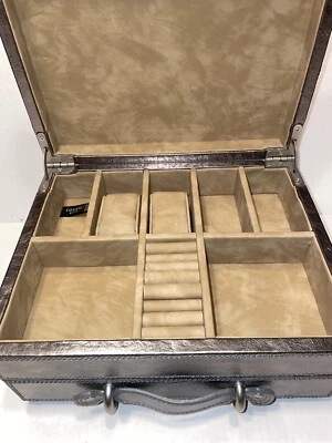 Joyero reloj de cuero metálico plateado marca Fossil Foto 1 de 4