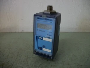 TELEMECANIQUE NAUTILUS PRESSURE SENSOR XML-F010D2026 40BAR 580PSI 24VDC 200mA - Picture 1 of 2