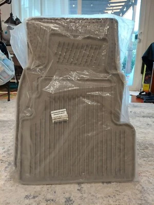 999E1-JX003BE - Alfombrillas Infiniti G25 sedán para todas las estaciones NUEVAS OEM - 999E1JX003GY Foto 1 de 3