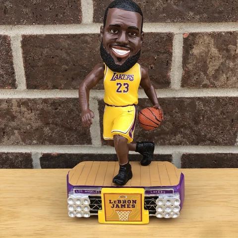 FOCO Los Angeles Lakers LeBron James 23 Stadium Lights Bobble Head Legends Court Cover