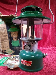 Vintage Coleman Green 228F Double Mantle Lantern w/ Original Box - Picture 1 of 12