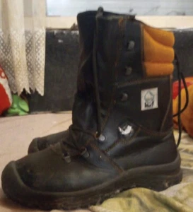 Schnittschutzstiefel Gr. 42, Marke Stabilus, wenig gebraucht - Bild 1 von 1