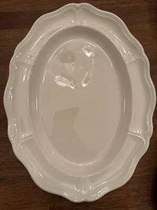 Wedgwood Queens Shape Plain Oval 13”Platter Cream / Off White - Picture 1 of 8