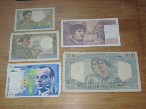 Lot of 5 World Paper Money #2577