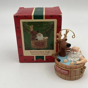 Hallmark 1986 Père Noël’s Hot Tub Souvenir Ornement Noël Renne QX4263 - Photo 1/9
