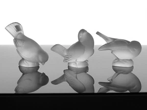 LALIQUE SPARROW MOINEAU FROSTED ART DECO FIGURINES – SET OF 3 - Picture 1 of 21