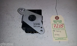 1991 Toyota Camry Under Dash Denso Relay OEM 061700-1632 #7205 - Picture 1 of 4