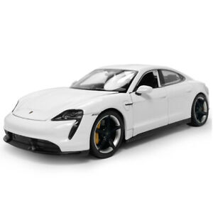 1:24 Porsche Taycan Turbo S 2019 Model Car Diecast Toys Kids Collection White