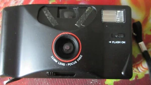 ALTE FOTO-Kamera-- MIT FILMFACH - Bild 1 von 7