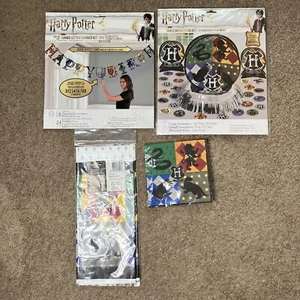 HARRY POTTER Birthday Set Decorating Kit, Banner Kit, Table Cover, & Napkins - Picture 1 of 9