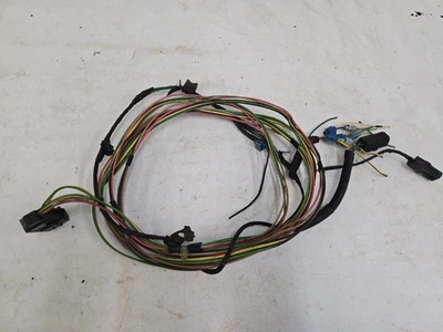 后灯线雪佛兰 GMC SUBURBAN BLAZER 吉米 1989 - 1991 V & R 系列 — 第 1/4 张图片