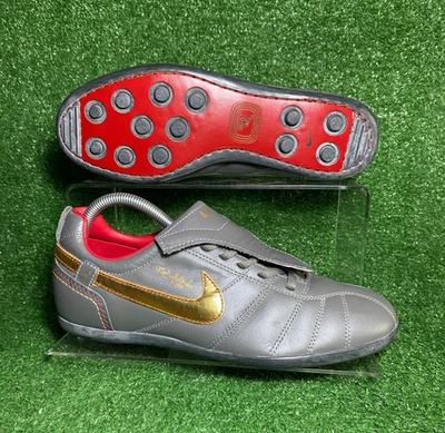Limited 2006 Nike GURI R10 Shoes IC Tiempo Legend Leather Ronaldinho 8 US Gold - Image 1 of 4