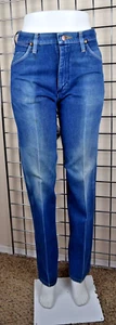 Vintage Wrangler Jeans Size W30 L32.5 70s Blue Soft Fade Bronze Stitch Made USA - Picture 1 of 16