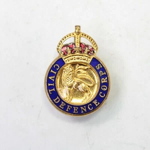 Civil Defence Corps vintage gilt metal & enamel badge pin lapel post ww2 history - Picture 1 of 3