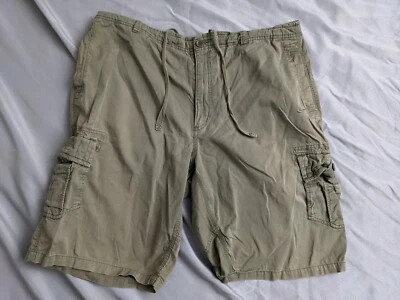 Vintage Nike Shorts Mens Size 38 Green Cargo Y2K 90s Swoosh Athletic Dept. - Image 1 of 4
