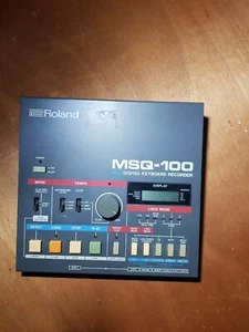 ROLAND MSQ 100 SEQUENCER - Bild 1 von 2