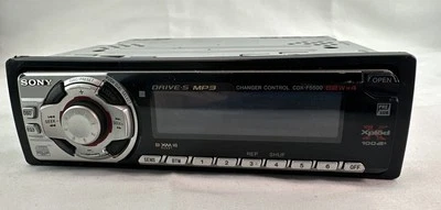 Radio placa frontal desmontable abatible Sony CDX-F5500 CD MP3 CD con arnés de cables Foto 1 de 4