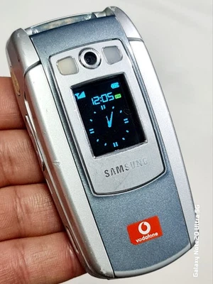 Samsung SGH-E710 Classic (Vodafone) Flip Phone Excellent Working Condition  - Image 1 of 4