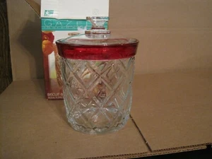 INDIANA GLASS RUBY FLASH LATTICE BISCUIT COOKIE JAR/BARREL #3122--NEW - Picture 1 of 14