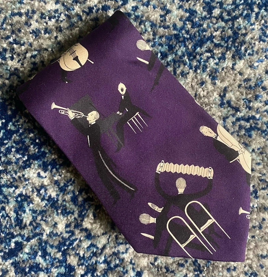 Gravata Ralph Lauren Roxa Etiqueta Preto Branco Creme Alta Sociedade Música Itália - Imagem 1 de 4