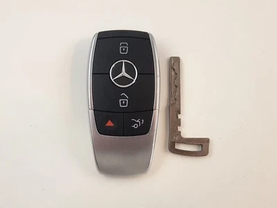 SOLO PARA REPUESTOS ORIGINAL MERCEDES BENZ OEM LLAVE INTELIGENTE MENOS ENTRADA MANDO A DISTANCIA PLANO Foto 1 de 4