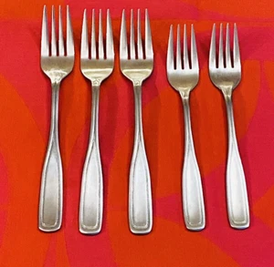 Oneida Northland Classic Harmony 13% Chrome Korea 5- Forchette: 3 Cene 2 Insalate - Foto 1 di 8