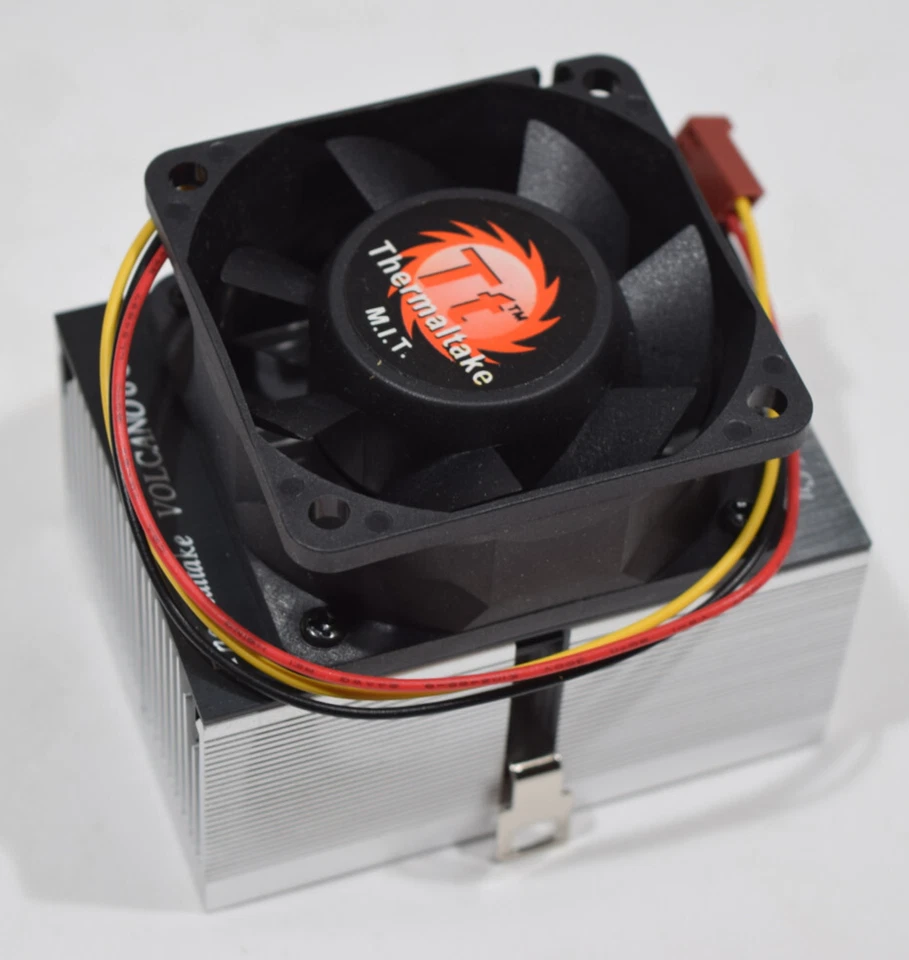 Thermaltake Volcano CPU Cooling Fan Heatsink 3PIN Multi-Socket: A/462/370/7 NEW! - Image 1 of 4
