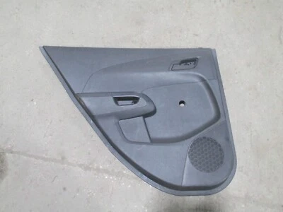 12-18 PANEL DE PUERTA INTERIOR DEL LADO DEL CONDUCTOR TRASERO IZQUIERDO CHEVY SONIC SIN VENTANA ELÉCTRICA 4 PUERTAS Foto 1 de 4
