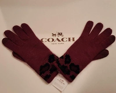 NUEVO CON ETIQUETAS GUANTES TÁCTILES COACH ARÁNDANO OCELOTE TEJIDO ANGORA/NAILON PARA MUJER - F86022 Foto 1 de 4