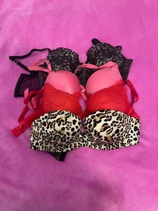 A lot of 4 Victoria s Secret Bras, excellent condition. 32C, 34B leopard, red co - Picture 1 of 6