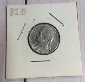 Moneda de 5 centavos D Jefferson 1982 níquel moneda exacta en la foto - Imagen 1 de 2