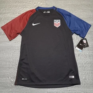 Nike USMNT Trikot 2016 US Fußball schwarz rot blau Herren Medium Football Shirt Neu mit Etikett - Bild 1 von 16